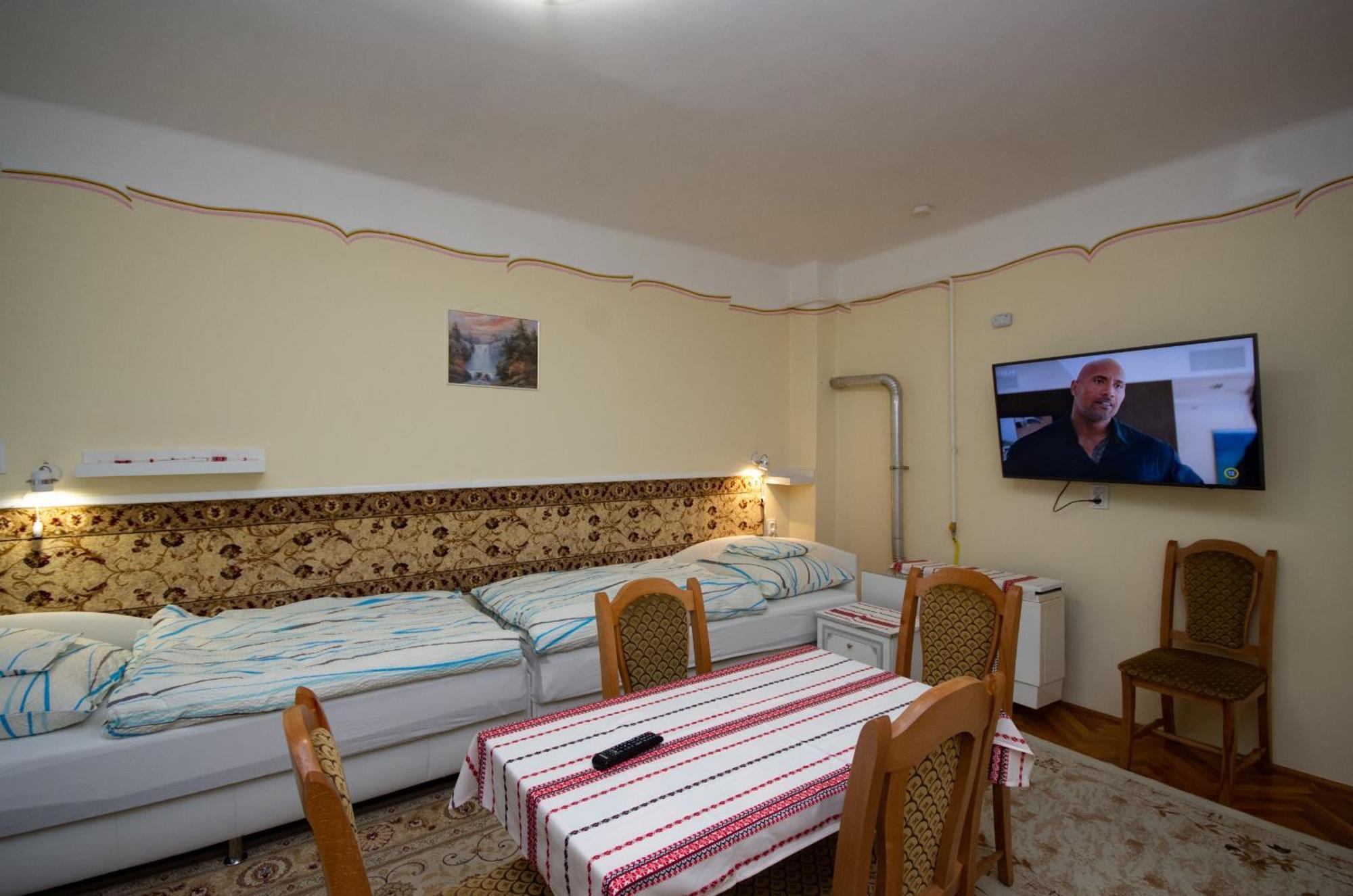 Amalia Apartman Gyula Exterior photo
