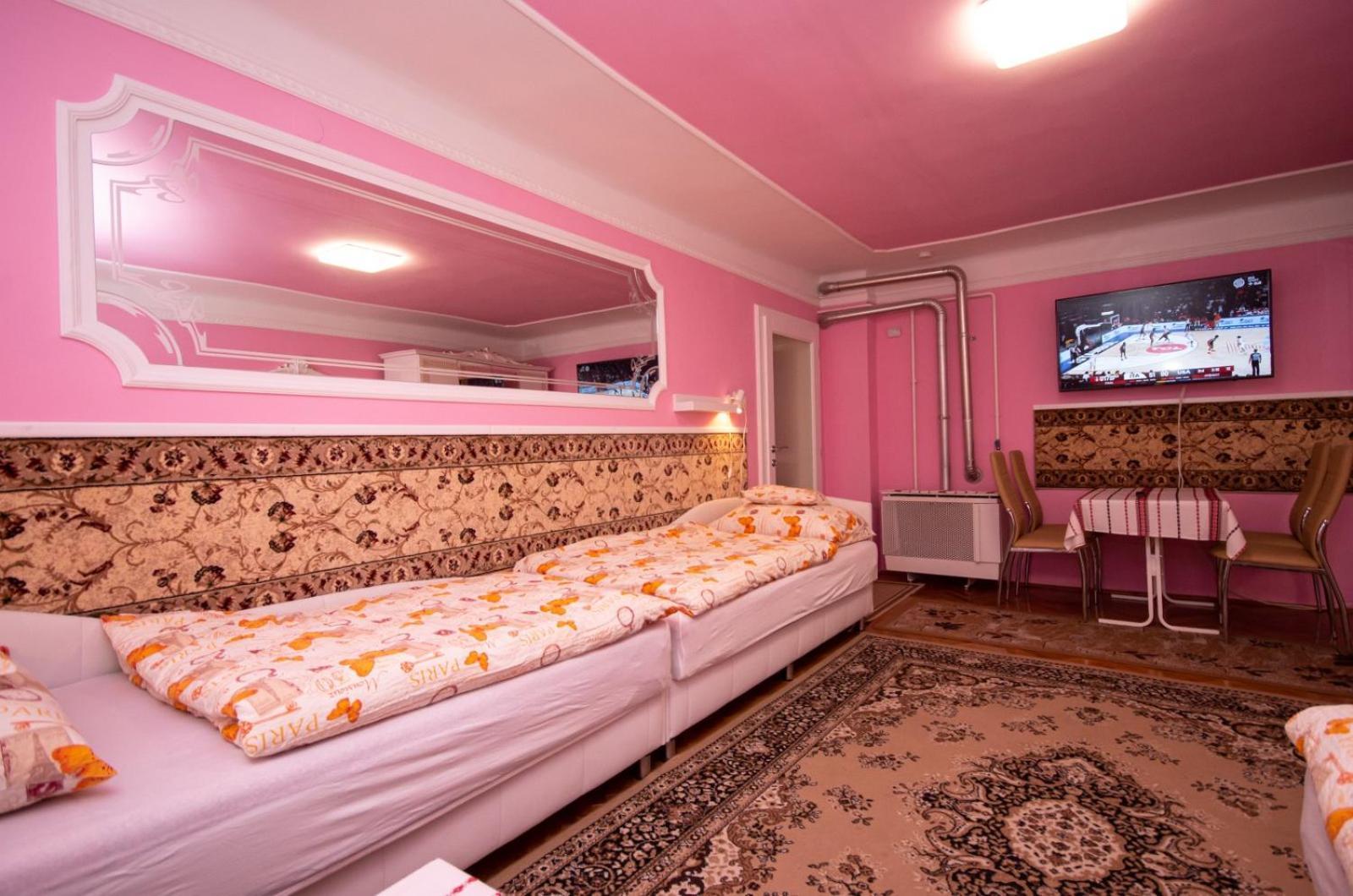 Amalia Apartman Gyula Exterior photo